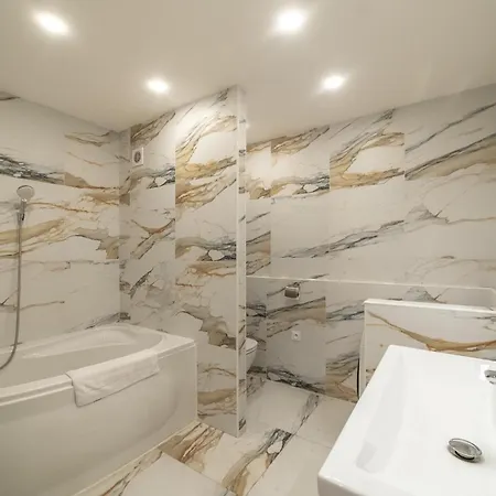 Ar Rezidencia Fibichova Apartman Kassa